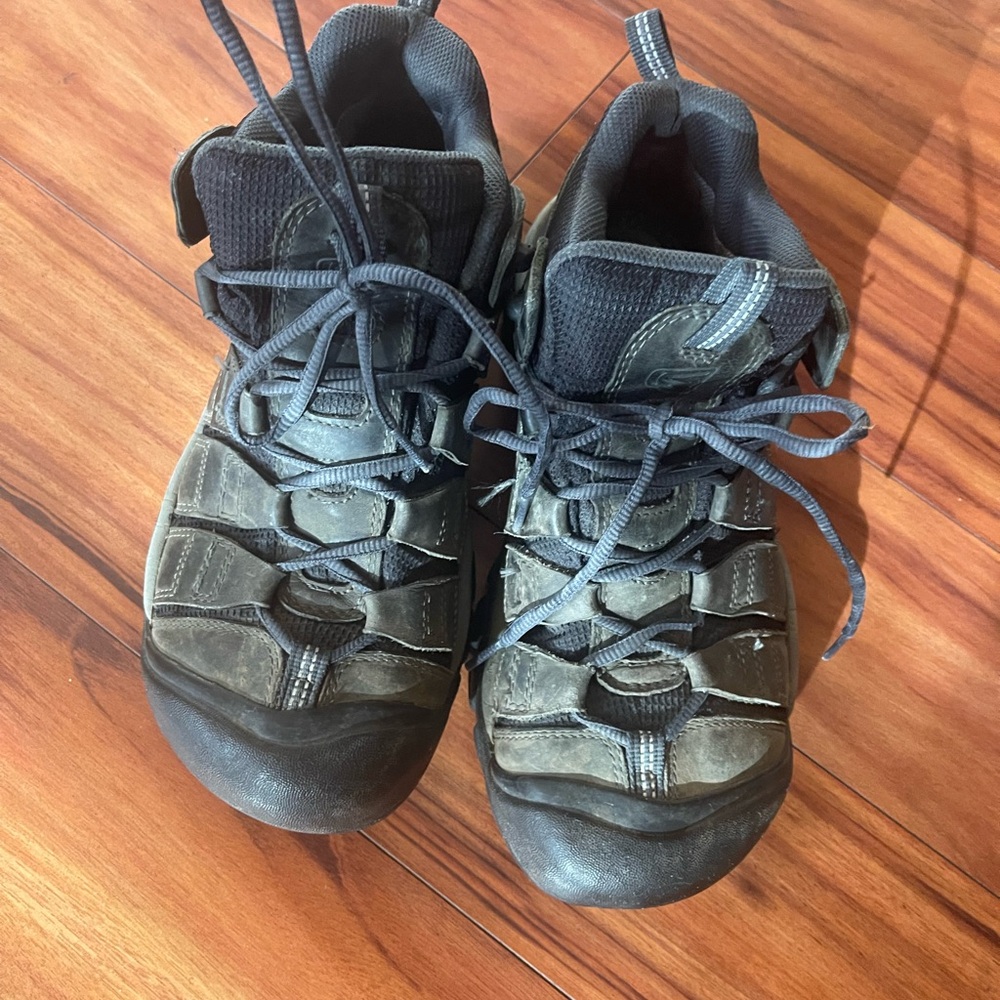 Keen Black and Gray Footwear
